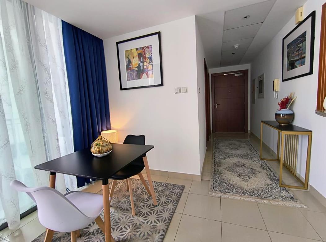 Trinity Holiday Homes - Standpoint Tower Downtown Dubai Ngoại thất bức ảnh