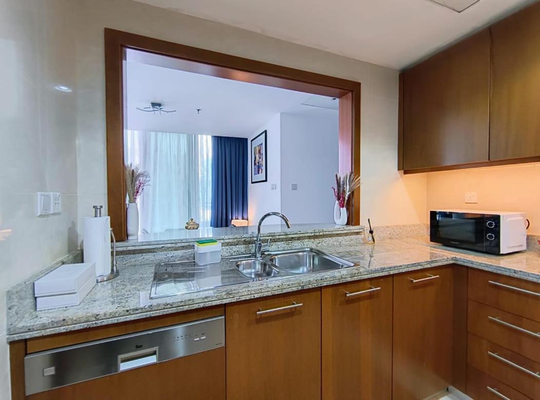 Trinity Holiday Homes - Standpoint Tower Downtown Dubai Ngoại thất bức ảnh